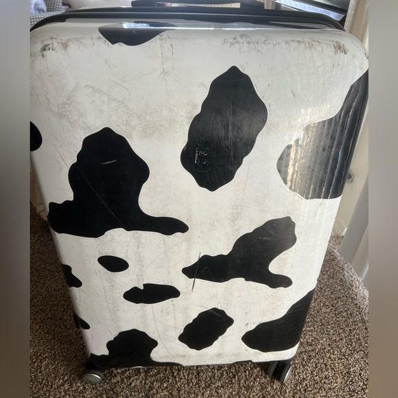 RARE 32” cow Print Rolling Suitcase - Picture 3 of 5